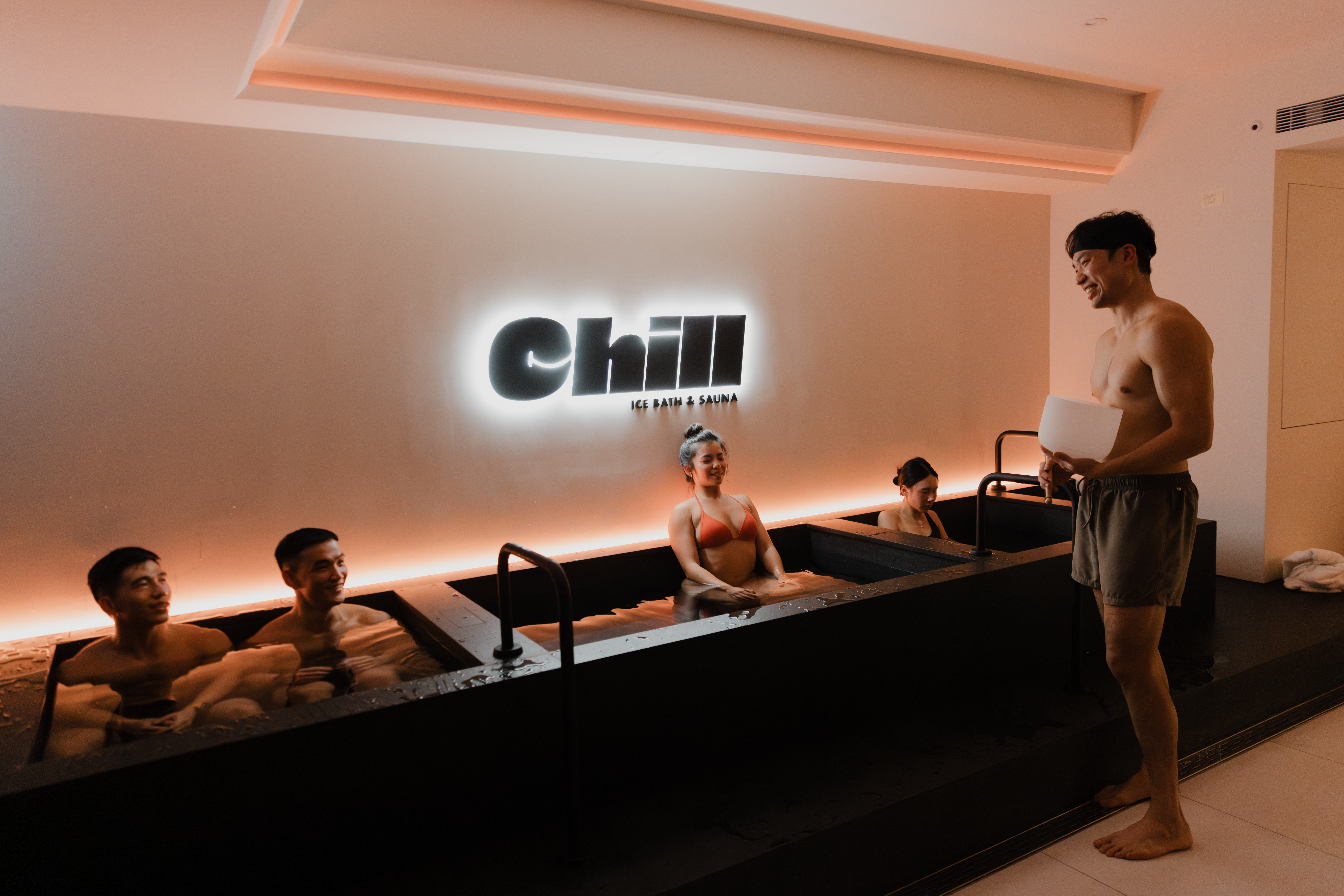 Chill Ice Bath & Sauna